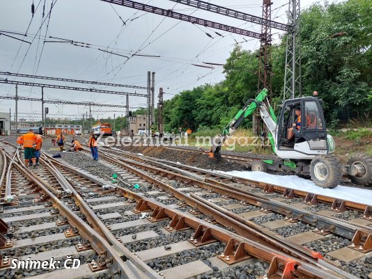 ČD provádějí další obnovu kolejiště ve Středisku údržby Praha Jih