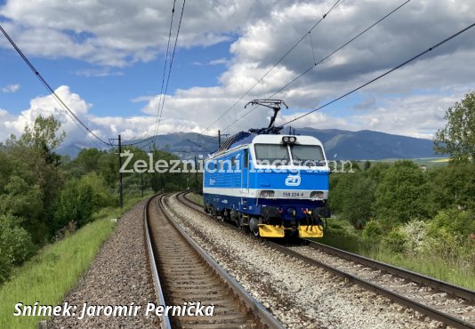 Symbolická výměna zástupců lokomotiv řad 150 a 350