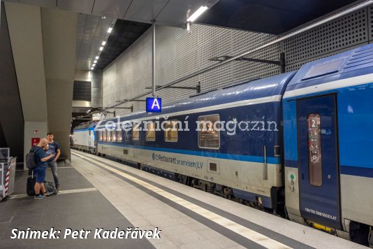 Restaurační vozy na lince „Berliner“ skončily