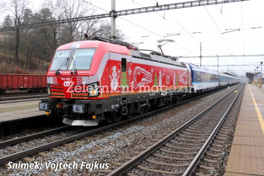 Nový vánoční Vectron ČD