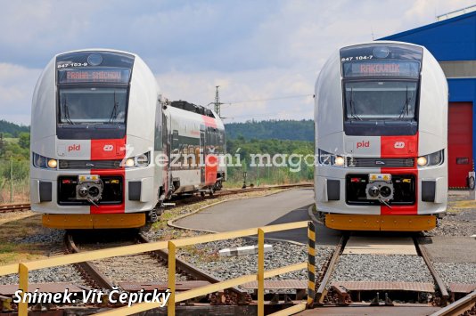Dodávky RegioFoxů pro PID a do Chebu dokončeny