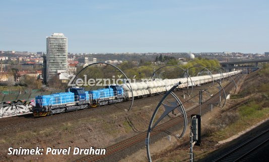 Sériové lokomotivy řady 742.7 ČD Cargo přicházejí do provozu