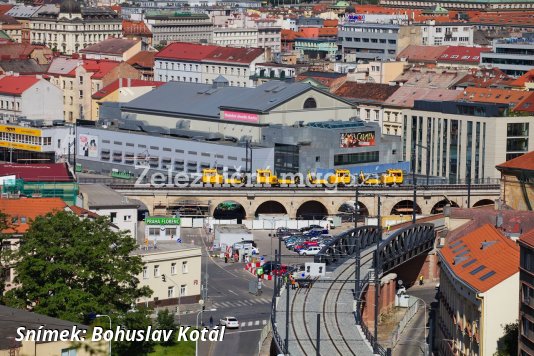 Zváštní jízda s vládní delegací na Negrelliho viaduktu