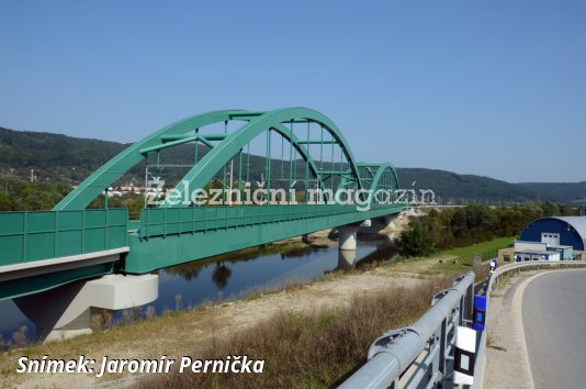 Z Púchova do Považské Bystrice po nové trati (částečně)